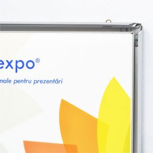 LB020 - Snaplight B2